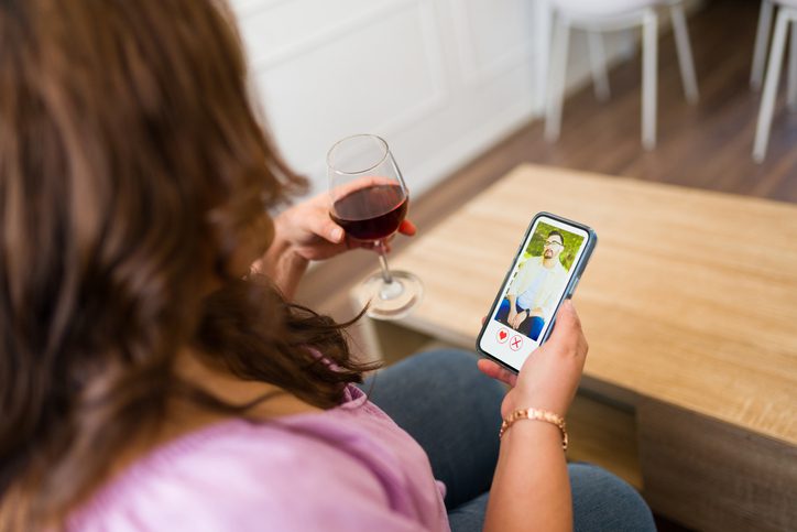 Online Dating: I Want To Go Out With A Guy My Sister Disapproves Of, Should I Listen To Her?